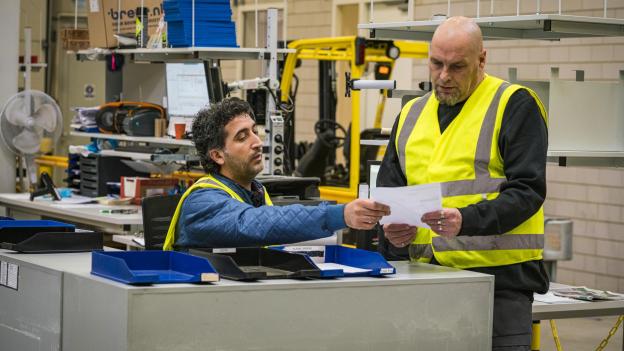 Stap voor stap terug naar de werkvloer: zo werkt re-integratie bij de Aegon AOV