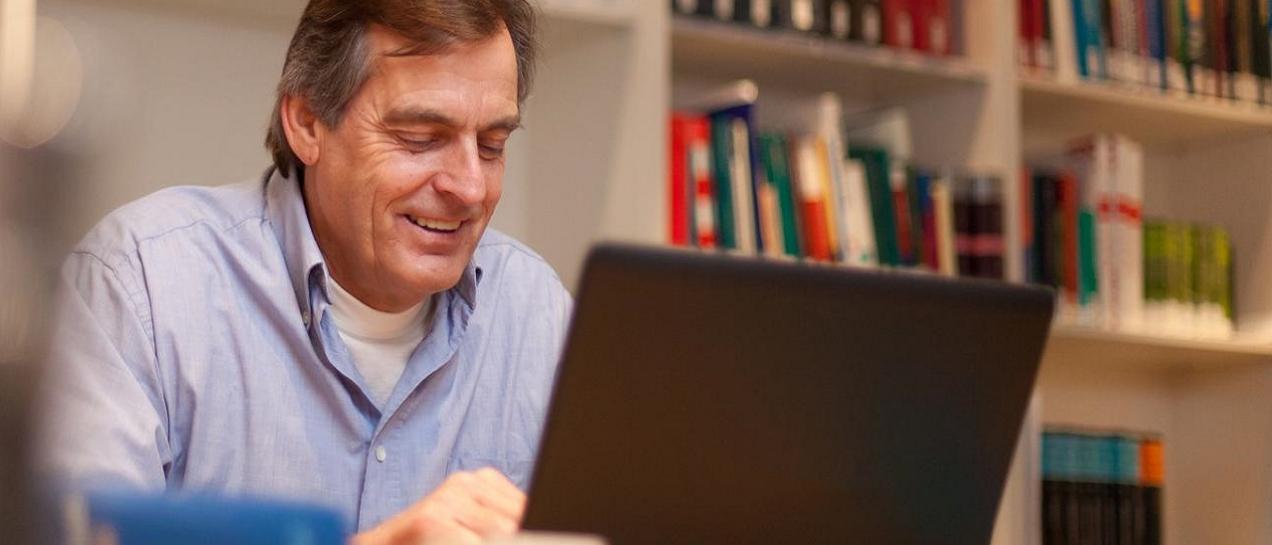 Klant Aegon wil product opzeggen via laptop